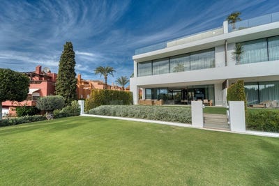 /international/es/nueva-andalucia-andalusia-310108676450/