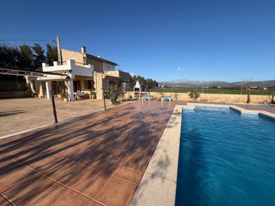 /international/es/q389-9f-muro-balearic-islands-310105988929/