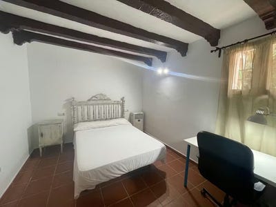 /international/es/calle-porvenir-sevilla-andalusia-310095292911/