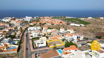 /international/es/adeje-canary-islands-310103999098/