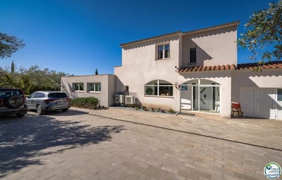 /international/es/palau-saverdera-catalonia-310108523760/