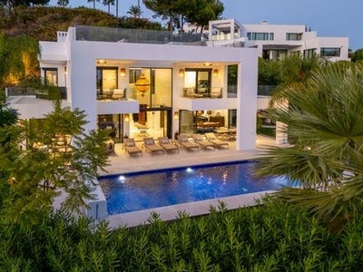 /international/es/marbella-nueva-andalucia-malaga-spain-marbella-andalusia-310109079668/?lang=de