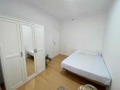 /international/es/calle-ruben-dario-sevilla-andalusia-310095061471/