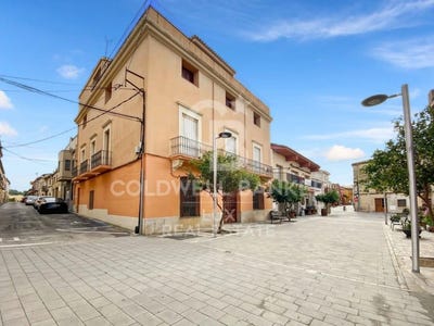 /international/es/garriguella-catalonia-310097509992/