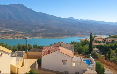 /international/es/vinuela-andalusia-310102369129/
