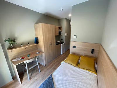 /international/es/calle-angel-rodriguez-castilla-sevilla-andalusia-310099111568/