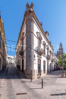 /international/es/francisco-gourie-arucas-canary-islands-120091886450/