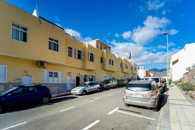 /international/es/mogan-pueblo-de-mogan-mogan-canary-islands-310096991495/