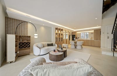 /international/es/marbella-marbella-golden-mile-malaga-spain-marbella-andalusia-310108860753/