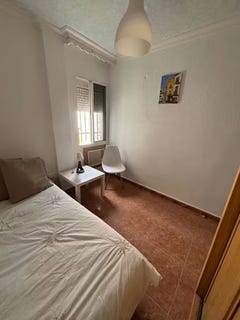 /international/es/calle-hebron-sevilla-andalusia-310099225591/