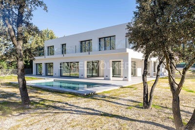 /international/es/villanueva-de-la-canada-madrid-310100644701/