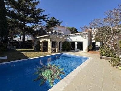 /international/es/palamos-catalonia-310107274746/