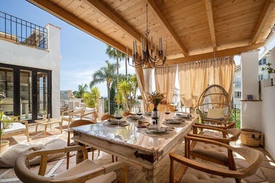 /international/es/nagueles-marbella-golden-mile-marbella-andalusia-310106794975/
