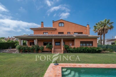/international/es/mont-ras-catalonia-310100762361/
