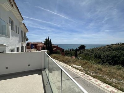 /international/es/torrequebrada-andalusia-310107863686/