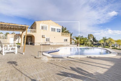 /international/es/11-carrer-la-vall-llonga-mutxamel-valencian-community-310105337430/