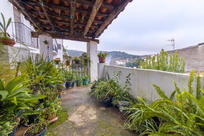 /international/es/calle-martinez-chaparro-galaroza-andalusia-310105896020/