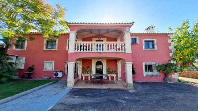 /international/es/3-carrer-son-gual-ii-e-municipality-of-palma-balearic-islands-310109200695/