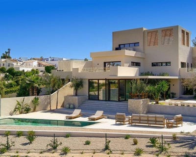 /international/es/elche-valencian-community-310106289605/
