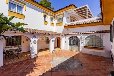 /international/es/vila-rodona-catalonia-310094940290/