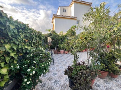 /international/es/estepona-andalusia-310101110964/?lang=zh-cn