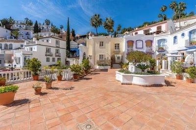 /international/es/la-heredia-marbella-valencian-community-310108247846/