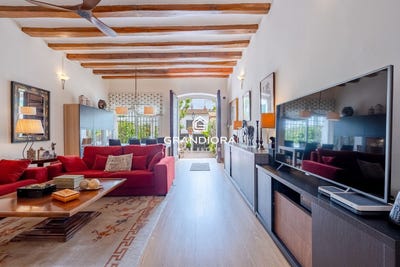 /international/es/1-carrer-esperanca-el-masnou-catalonia-310108969214/