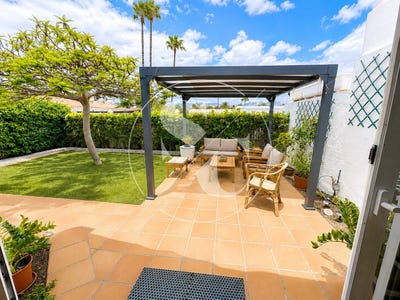 /international/es/av-touroperador-kuoni-27-35100-maspalomas-las-palmas-spain-maspalomas-canary-islands-310107912813/