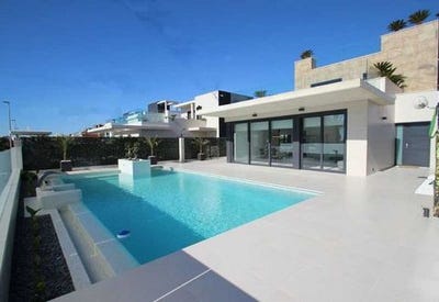 /international/es/dehesa-de-campoamor-torrevieja-valencian-community-120094593653/