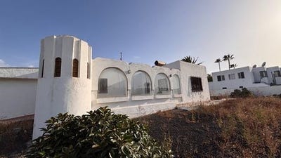/international/es/c-la-santamaria-corralejo-canary-islands-310108787619/