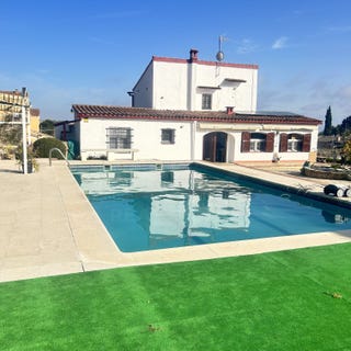 /international/es/carrer-de-la-peonia-vendrell-el-catalonia-310109201483/