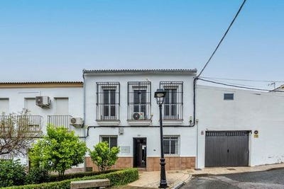 /international/es/pilar-viejo-castilblanco-de-los-arroyos-andalusia-310103312631/