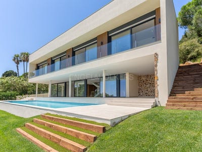 /international/es/castell-platja-d-aro-catalonia-310109112715/