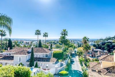 /international/es/4a-lugar-urbanizacion-el-herrojo-costa-del-sol-andalusia-310105910974/