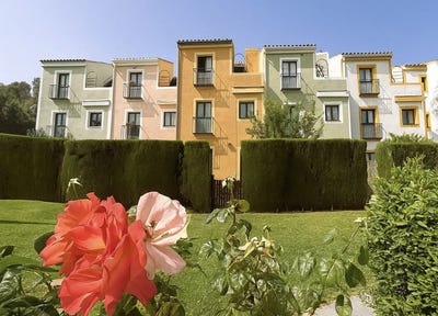 /international/es/95-urbanizacion-majestic-costa-del-sol-andalusia-310105187727/