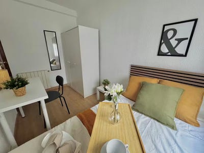 /international/es/calle-batalla-de-trafalgar-leganes-madrid-310104499697/