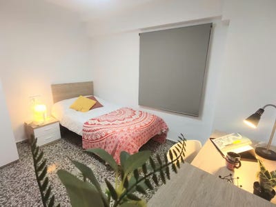 /international/es/carrer-d-alcoi-moncada-valencian-community-310093897712/