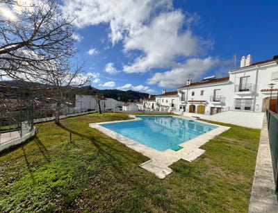 /international/es/calle-pedrera-galaroza-andalusia-310104563312/