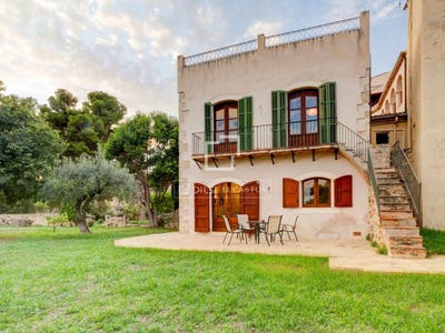 /international/es/santes-creus-catalonia-120083357089/