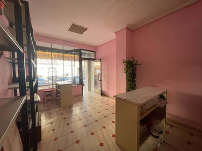 /international/es/alcala-de-henares-madrid-310105229044/