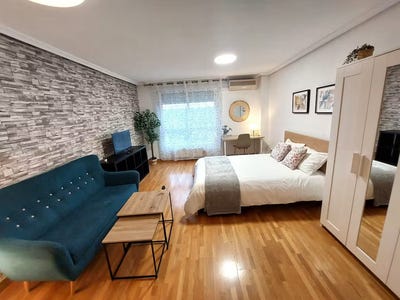 /international/es/avenida-de-espana-coslada-madrid-310097901759/