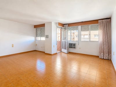 /international/es/11-calle-juez-almeria-andalusia-310108210234/