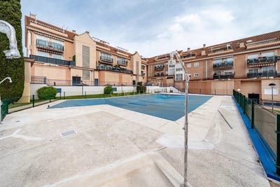 /international/es/villanueva-del-pardillo-madrid-310099542841/