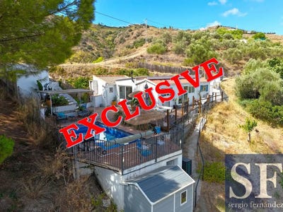 /international/es/competa-andalusia-310110180879/