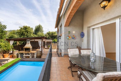 /international/es/canoves-catalonia-310108865846/