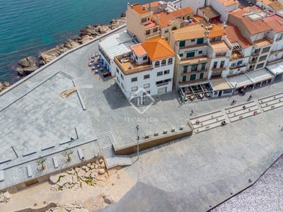 /international/es/l-escala-catalonia-120076674158/