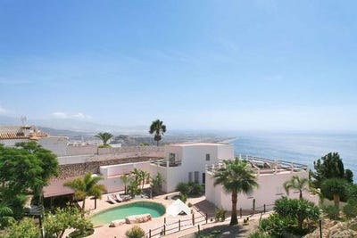 /international/es/salobrena-andalusia-120094945786/