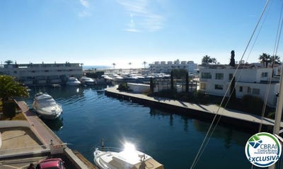 /international/es/caballito-del-mar-girona-catalonia-310100273432/