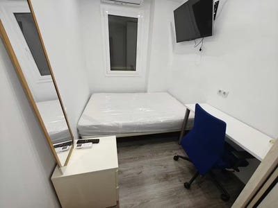 /international/es/carrer-de-santiago-ramon-y-cajal-esplugues-de-llobregat-catalonia-310094167942/