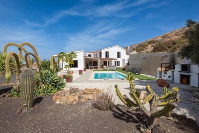 /international/es/pajara-canary-islands-310107498567/